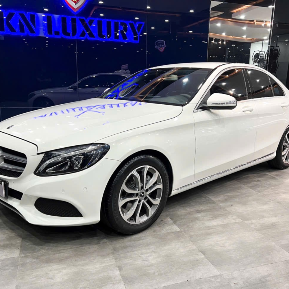 Mercedes C200 2018 – Xe Sang Đẳng Cấp – Chạy 46.000km – Giá Hấp Dẫn