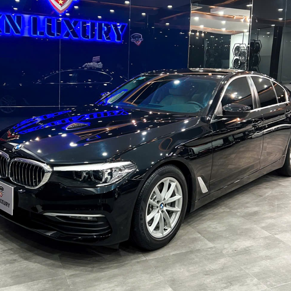 BMW 520i G30 2018 Sedan Hạng Sang Chuẩn Đức, ODO 75.000km KN Luxury