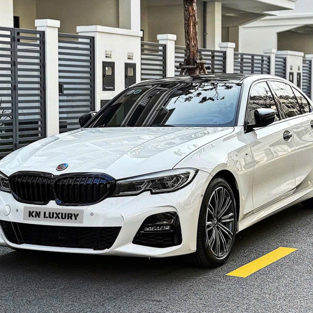 BMW 330i M Sport 2022 Đã Qua Sử Dụng – Xe Nhập Đức, Mới 20.000km, Bán Tại KN Luxury