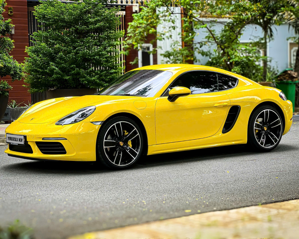 Porsche 718 Cayman 2020 Cũ - Xe Thể Thao Đức, ODO 30.000 Km, Giá Tốt Tại KN Luxury