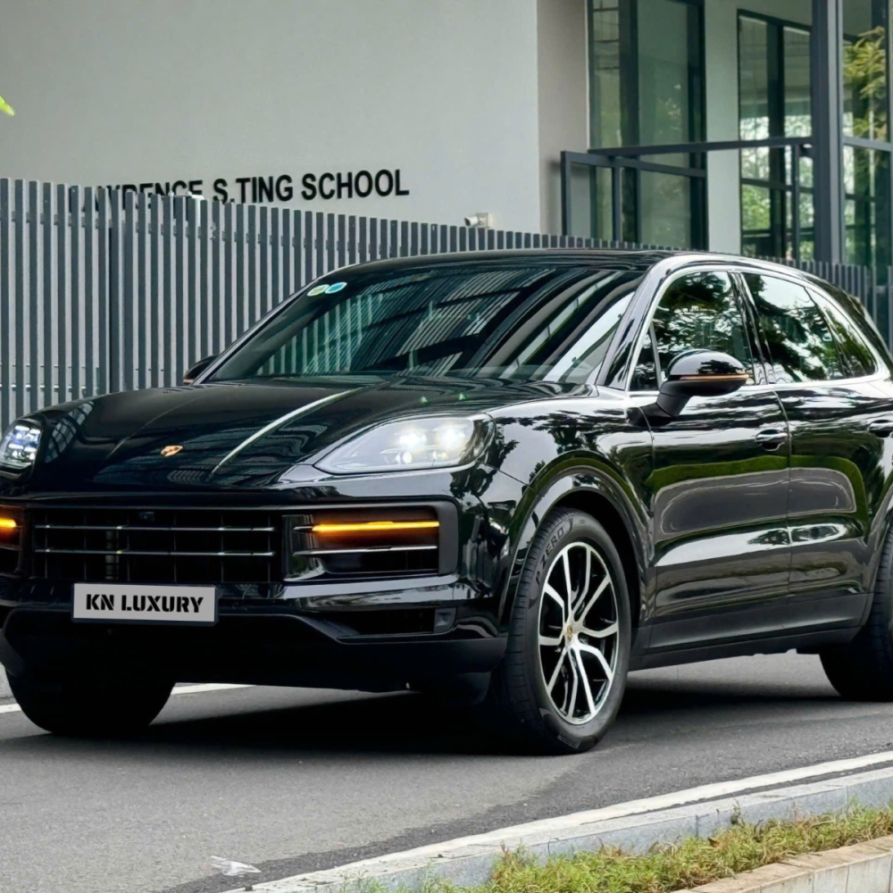 Porsche Cayenne 2024 Lướt 20.000km Tại KN Luxury, Quận 7 - Giá Tốt Nhất, Cam Kết Chất Lượng!