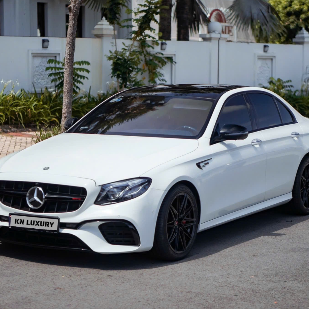 Mercedes E300 AMG 2019 Cũ Giá Tốt HCM - KN Luxury