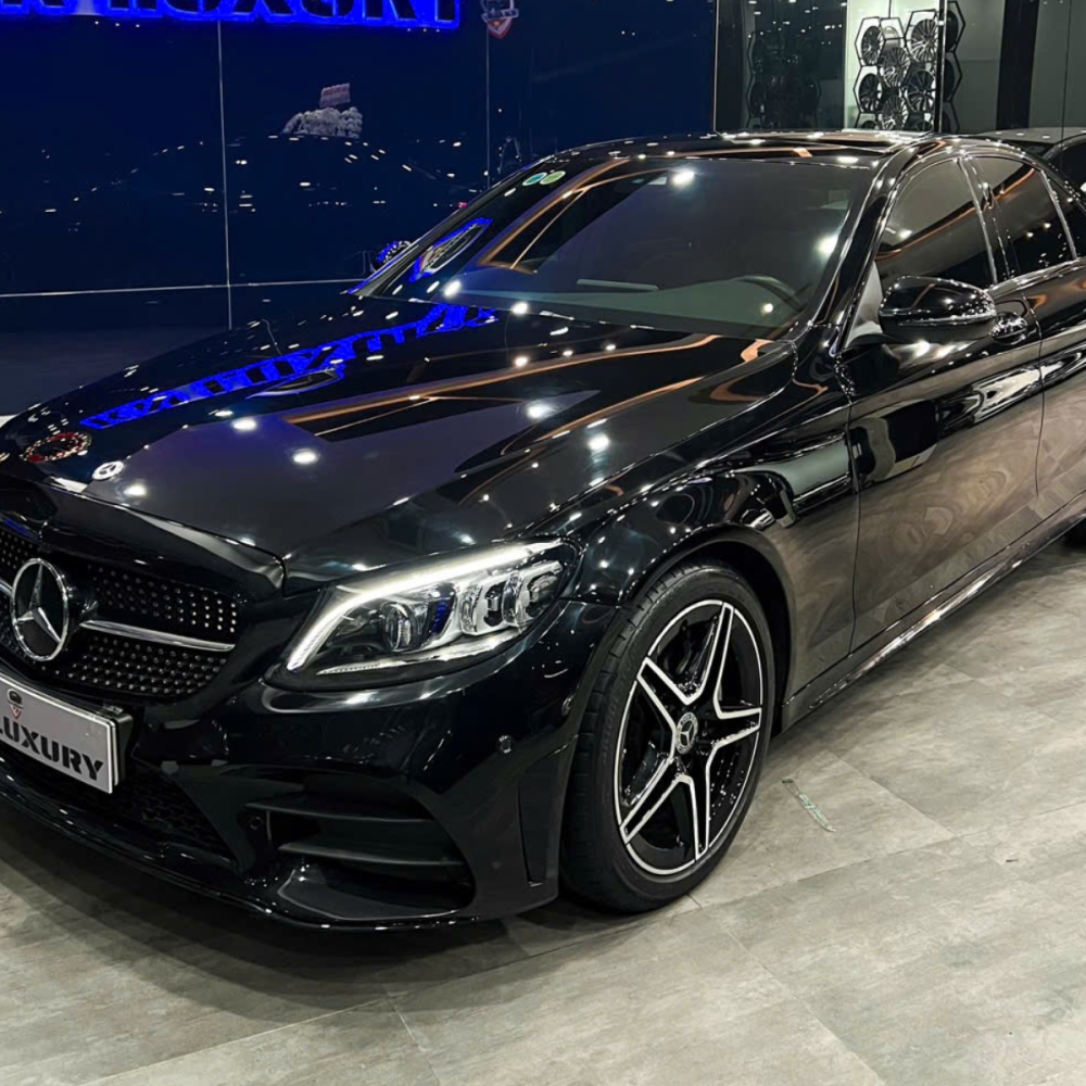 Mercedes Benz C300 AMG 2021 – Đỉnh Cao Phong Cách & Hiệu Suất – ODO 48.000km