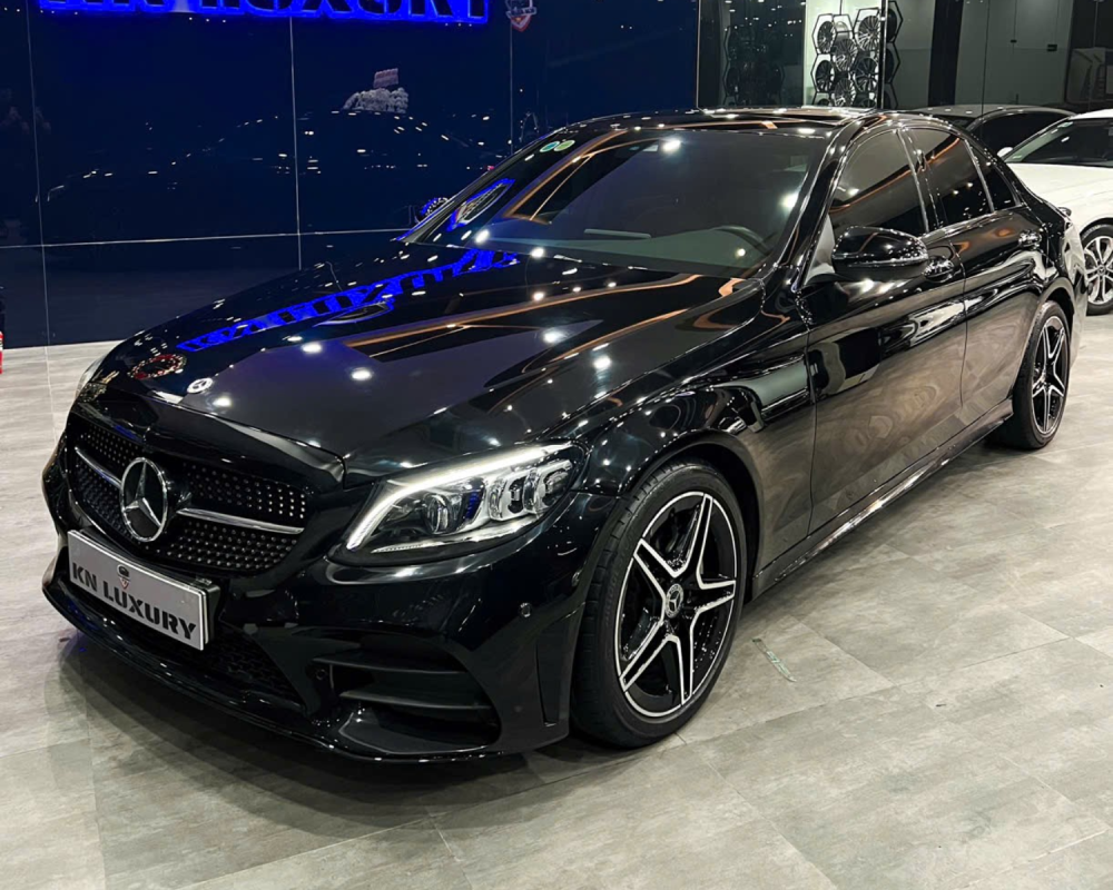 Mercedes Benz C300 AMG 2021 – Đỉnh Cao Phong Cách & Hiệu Suất – ODO 48.000km