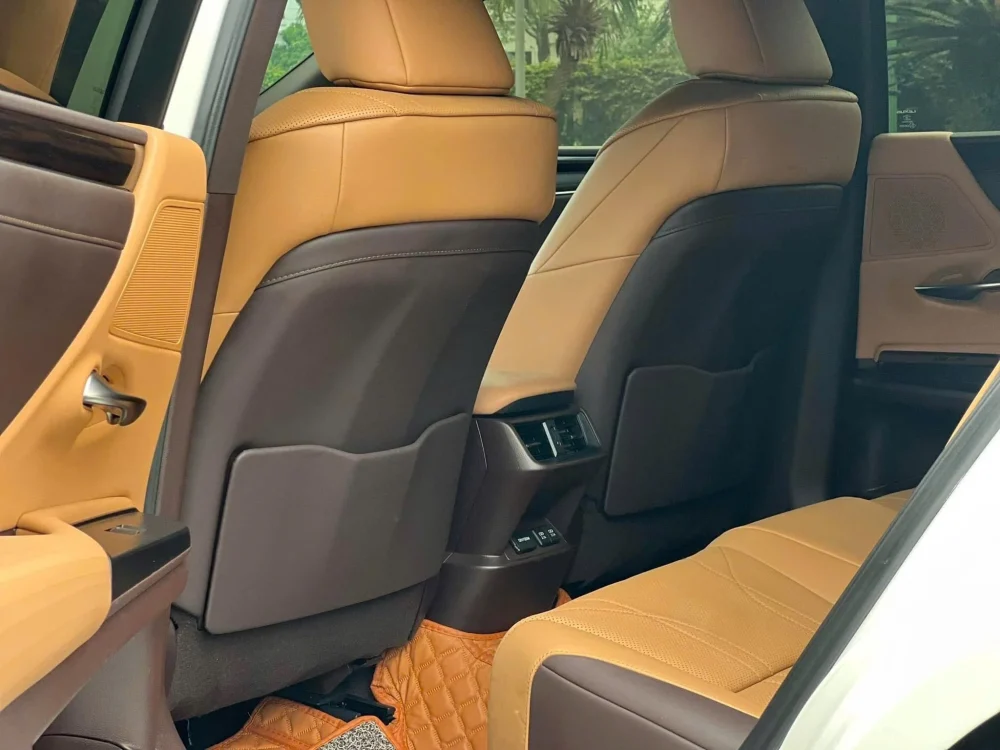 Lexus ES250 2021 Màu Trắng Sedan Hạng Sang Sang Trọng, Chạy Lướt 50.000 Km Giá Cực Tốt Tại KN Luxury - Hình ảnh 9