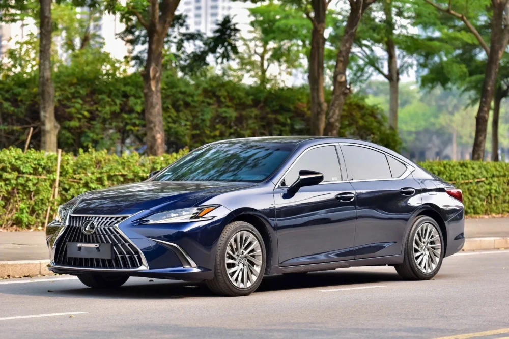 Lexus ES250 2022 Màu Xanh Sedan Hạng Sang Đáng tại KN Luxury - Hình ảnh 10