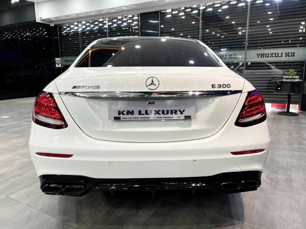 Mercedes E200 Lên Full Option E300 AMG 2018 – Đẳng Cấp, Sang Trọng – ODO 51.000km tại KN Luxury - Hình ảnh 20