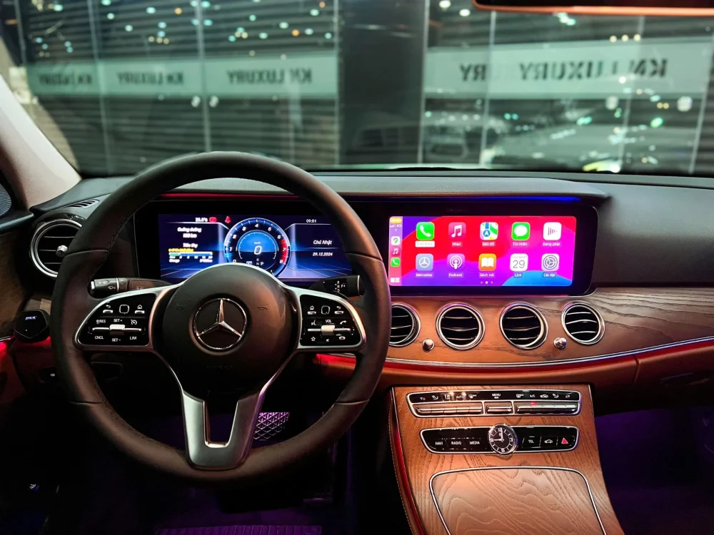 Mercedes E200 Lên Full Option E300 AMG 2018 – Đẳng Cấp, Sang Trọng – ODO 51.000km tại KN Luxury - Hình ảnh 2