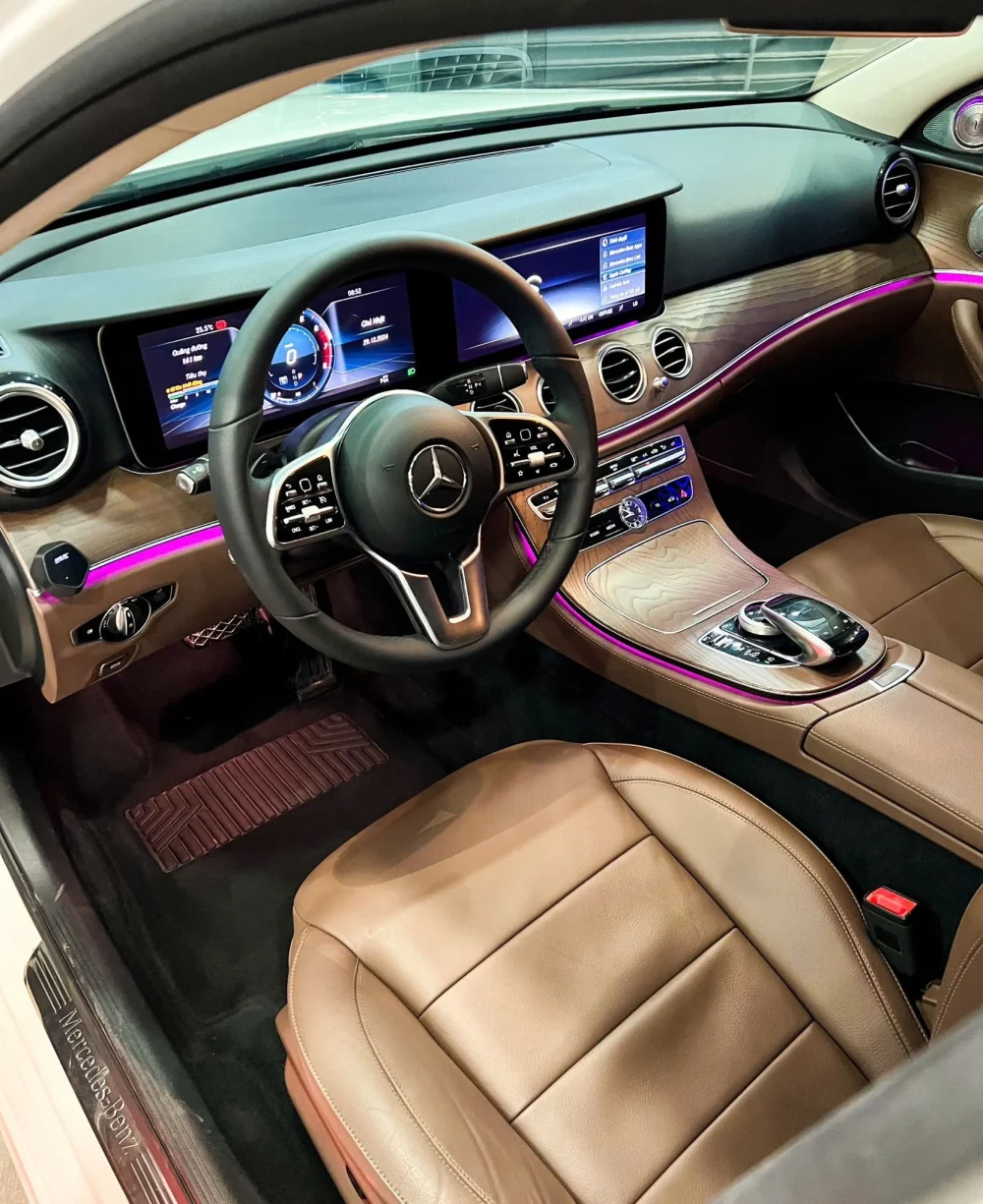 Mercedes-Benz E200 2018: Sedan Hạng Sang Vẫn "Hot" Với ODO 51.000km Đáng Tiền Tại KN Luxury - Hình ảnh 2