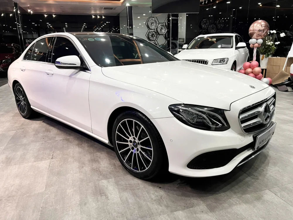Mercedes Benz E180 2020 – Sedan Sang Trọng, ODO 46.000km – Sở Hữu Ngay Với Giá Hấp Dẫn! - Hình ảnh 13