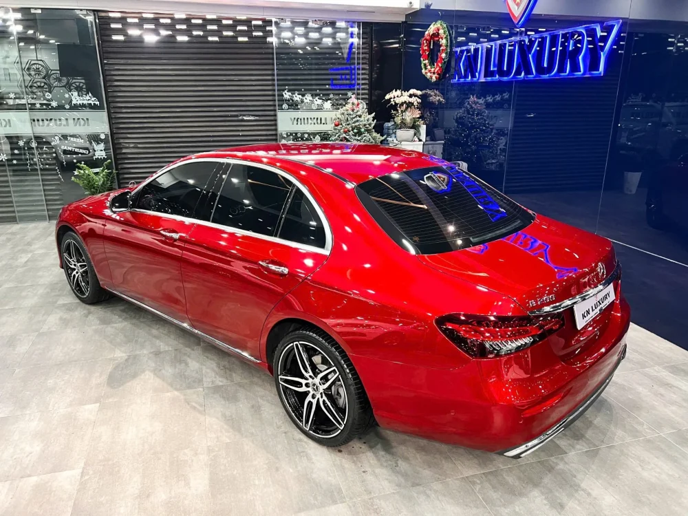 Mercedes E200 V1 2022 – Sang Trọng, Đẳng Cấp, Chỉ 50.000km – Sở Hữu Ngay! - Hình ảnh 22