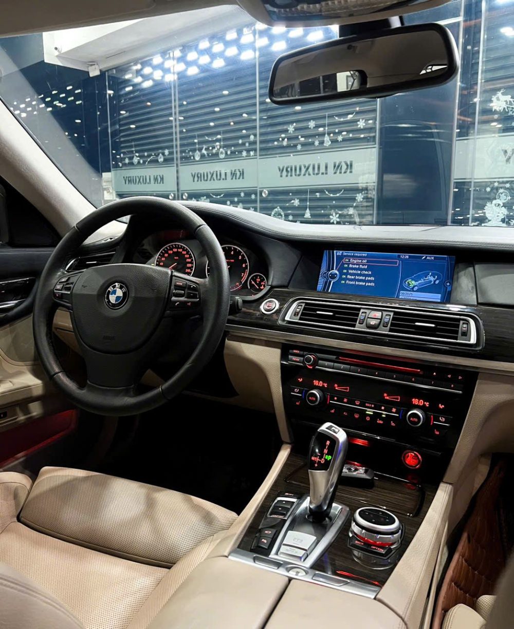 BMW 750Li 2010 – Sedan Hạng Sang Trục Dài, Động Cơ V8, Nhập Khẩu Đức, ODO 80.000km - Hình ảnh 15