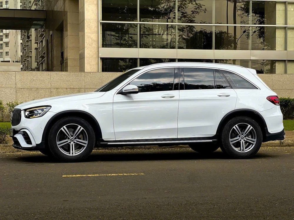 Mercedes Benz GLC200 2021 – SUV Sang Trọng, ODO 30.000km, Giá Hấp Dẫn Tại KN Luxury - Hình ảnh 11