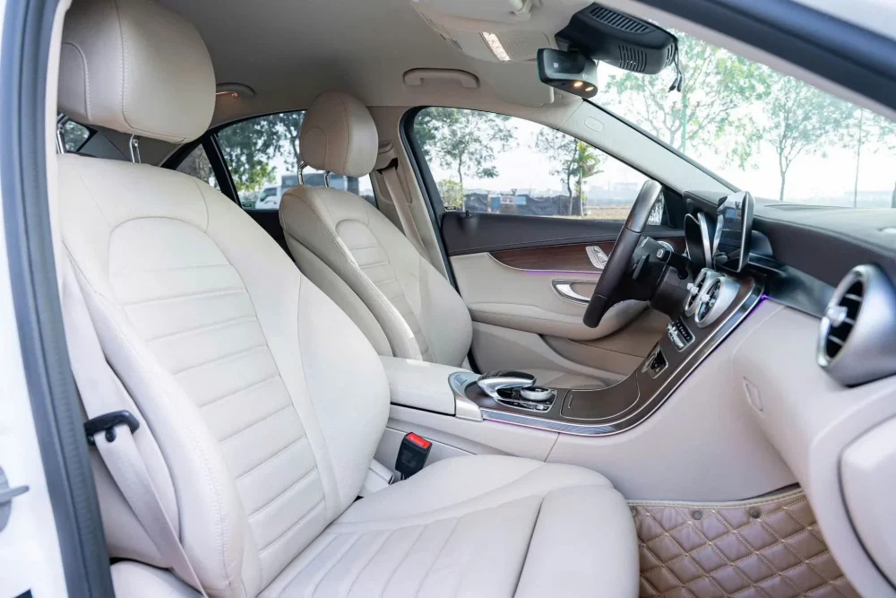 Mercedes Benz C200 Execlusive ,ODO chỉ 29.000km, tình trạng như mới tại KN Luxury - Hình ảnh 5
