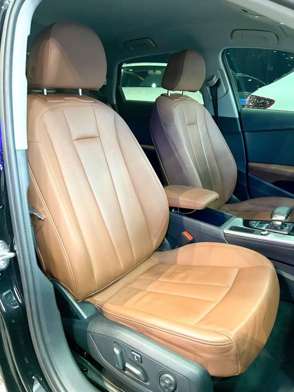 Audi A4 40 TFSi 2020: Sedan Hạng Sang Cũ Đáng Mua Nhất Hiện Nay Tại KN Luxury – ODO 34.000km - Hình ảnh 10