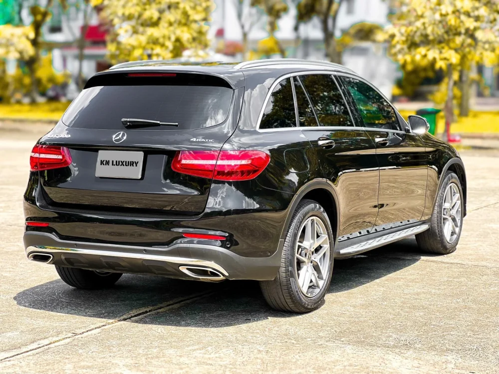 Mercedes-Benz GLC 300 4Matic 2018: SUV Hạng Sang Cũ Đáng Mua tại KN Luxury – ODO 45.000km - Hình ảnh 16