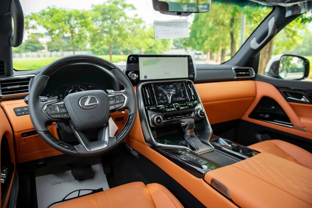Lexus LX600 Ultra VIP 2024 "Siêu Lướt" ODO 10km: Đỉnh Cao Đẳng Cấp, Giá Cực Tốt Tại TP.HCM - Hình ảnh 3