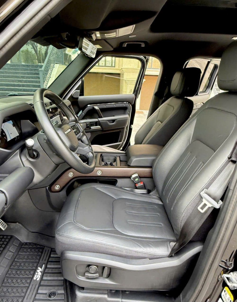 Land Rover Defender X P400 2020 Lướt 56.000km Tại KN Luxury - SUV Off-road Đẳng Cấp, Đảm Bảo Chất Lượng! - Hình ảnh 10