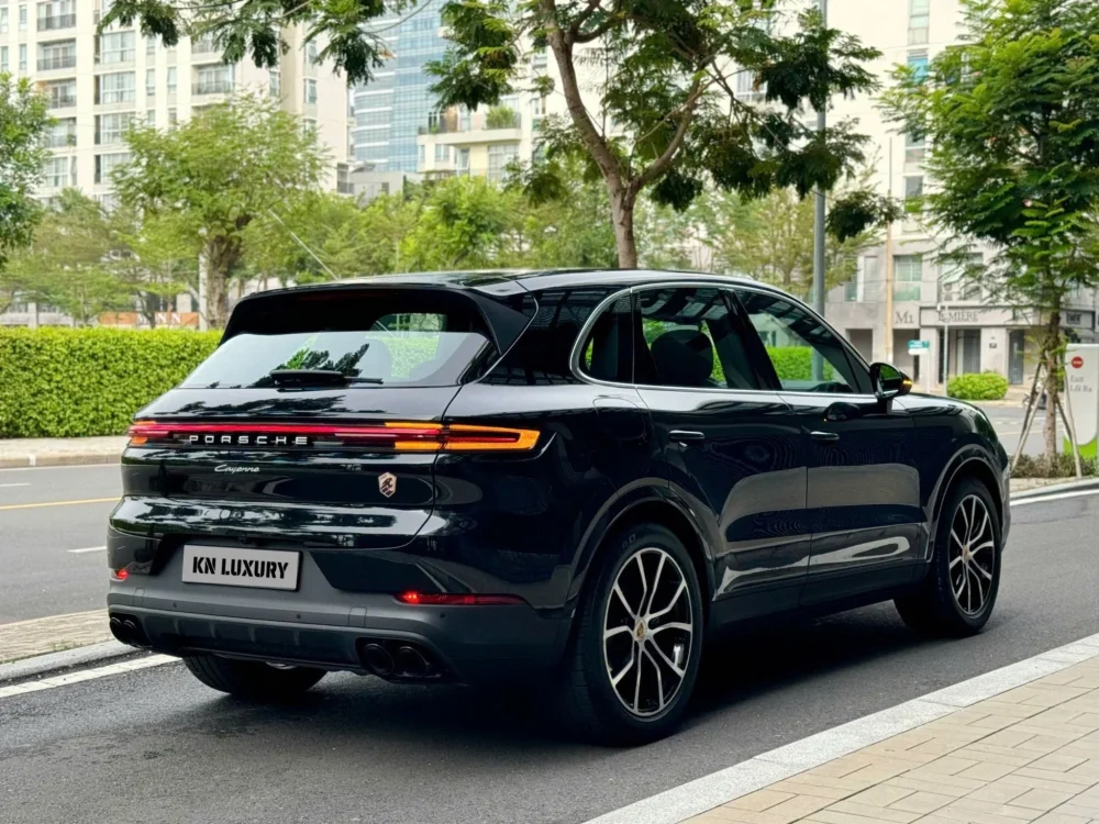 Porsche Cayenne 2024 Lướt 20.000km Tại KN Luxury, Quận 7 - Giá Tốt Nhất, Cam Kết Chất Lượng! - Hình ảnh 16