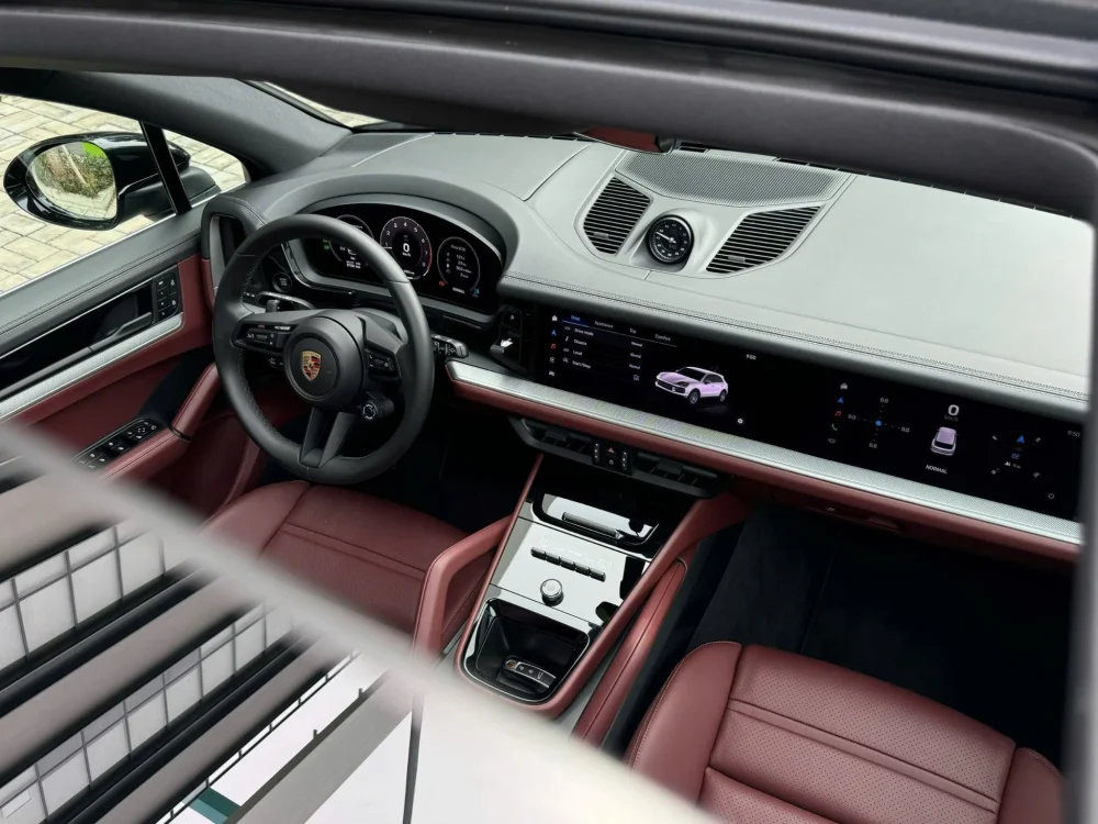 Porsche Cayenne 2024 Lướt 20.000km Tại KN Luxury, Quận 7 - Giá Tốt Nhất, Cam Kết Chất Lượng! - Hình ảnh 10