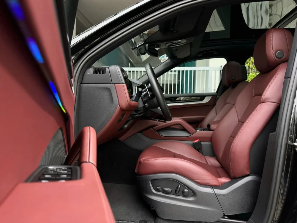 Porsche Cayenne 2024 Lướt 20.000km Tại KN Luxury, Quận 7 - Giá Tốt Nhất, Cam Kết Chất Lượng! - Hình ảnh 4