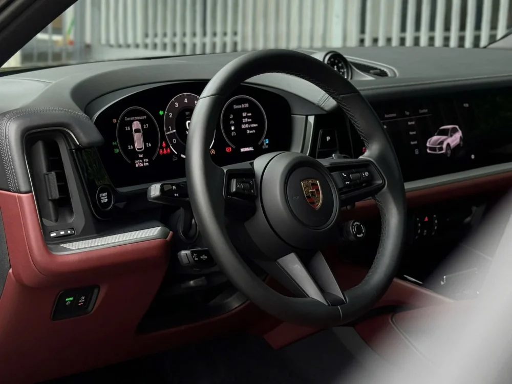 Porsche Cayenne 2024 Lướt 20.000km Tại KN Luxury, Quận 7 - Giá Tốt Nhất, Cam Kết Chất Lượng! - Hình ảnh 2