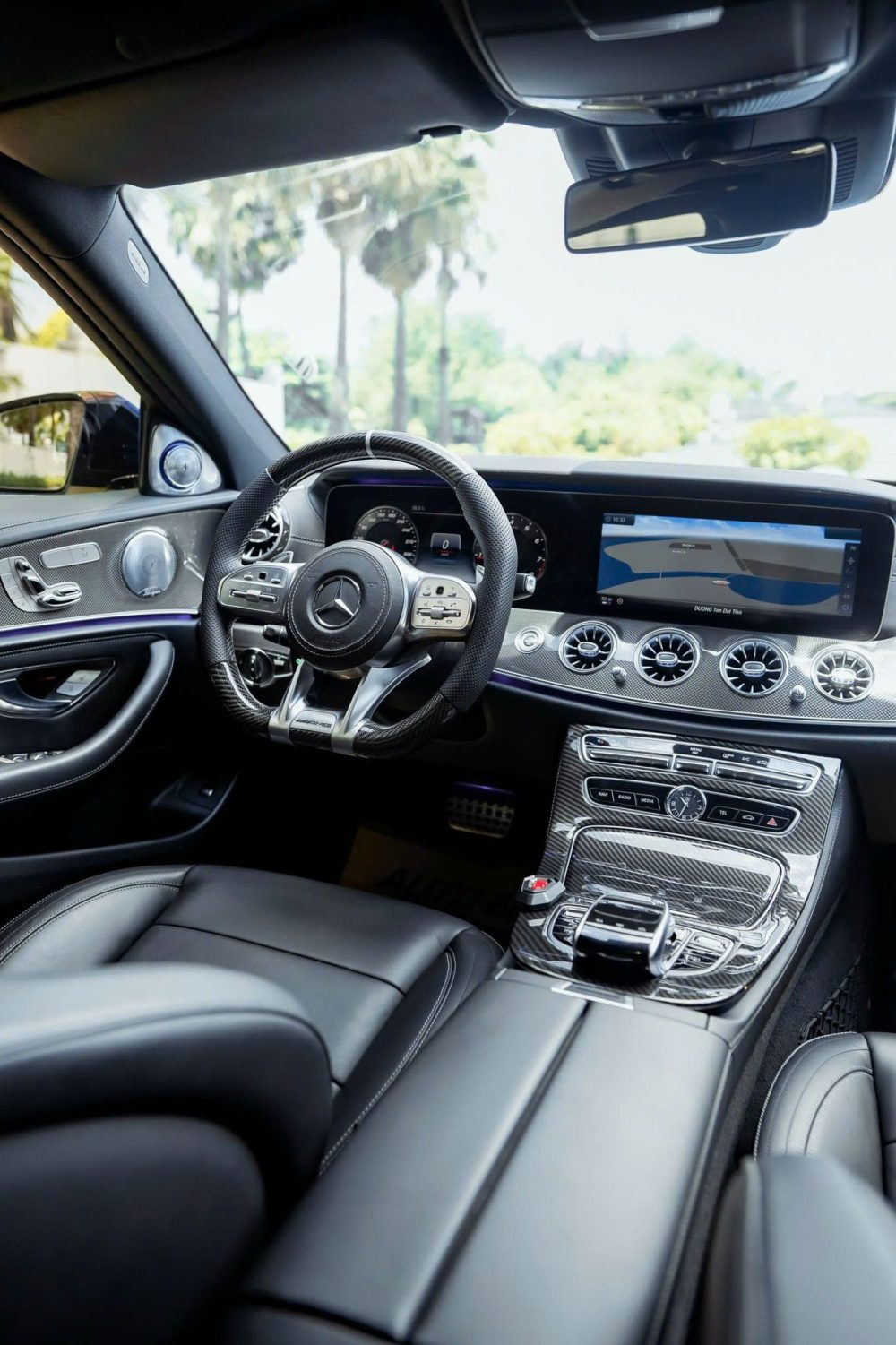 Mercedes E300 AMG 2019 Cũ Giá Tốt HCM - KN Luxury - Hình ảnh 2