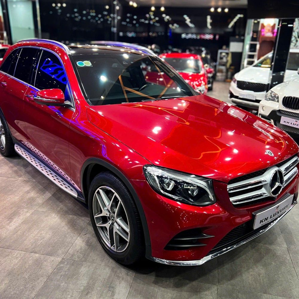 Mercedes GLC300 AMG 2018 – Màu đỏ độc lạ, Odo 62.000km tại KN Luxury