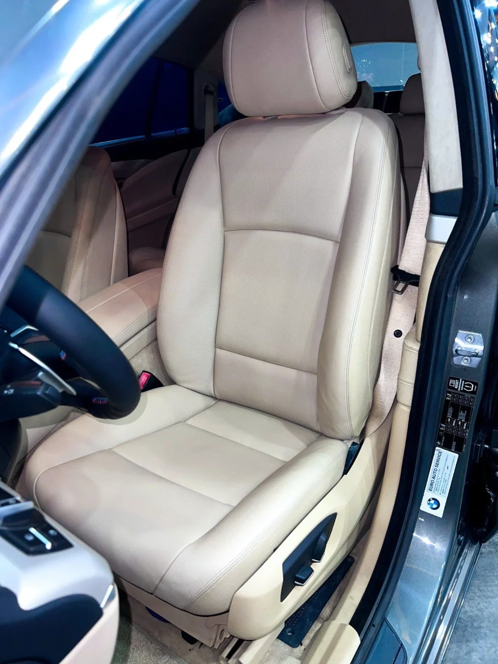 BMW 528i GT 2013 – Xe Đức Sang Trọng,Nâng Cấp Thể Thao, Giá Hấp Dẫn tại KN Luxury - Hình ảnh 2
