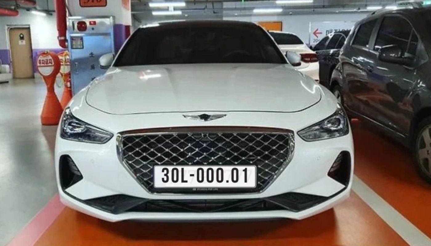 Biển số hợp mệnh Thủy đẹp có chứa số 0 và 1