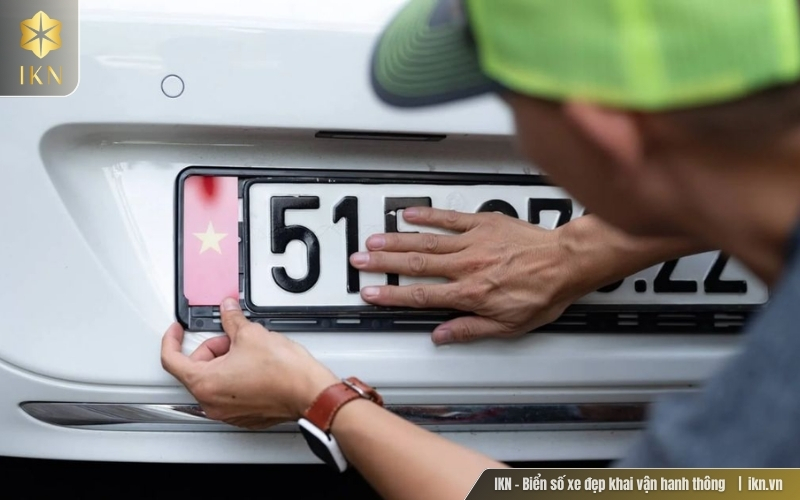 biển số xe 8 nút có ý nghĩa gì